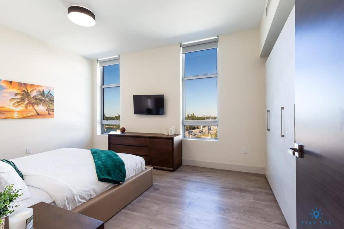 Best Stay - Rooftop Pool - Hollywood Beach Board - Walk ภายนอก รูปภาพ